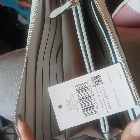 Wallet - Picture 2 of 2